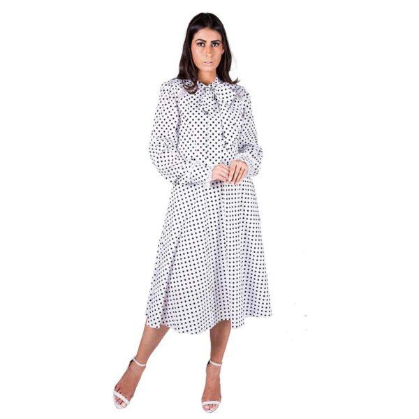 Women Cotton Midi Model wearing a gorgeous Dress with Long Sleeves and bobbin Lace Trims